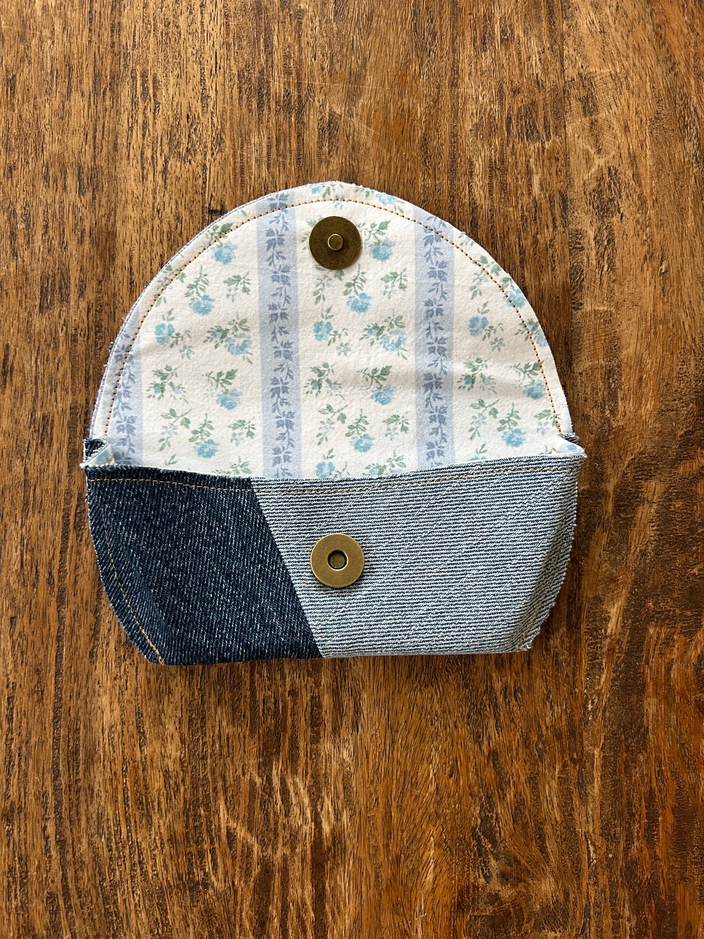 Eye Candy Case - Daisy