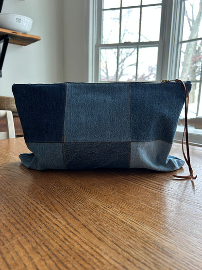 Legacy Clutch Bag - Violet
